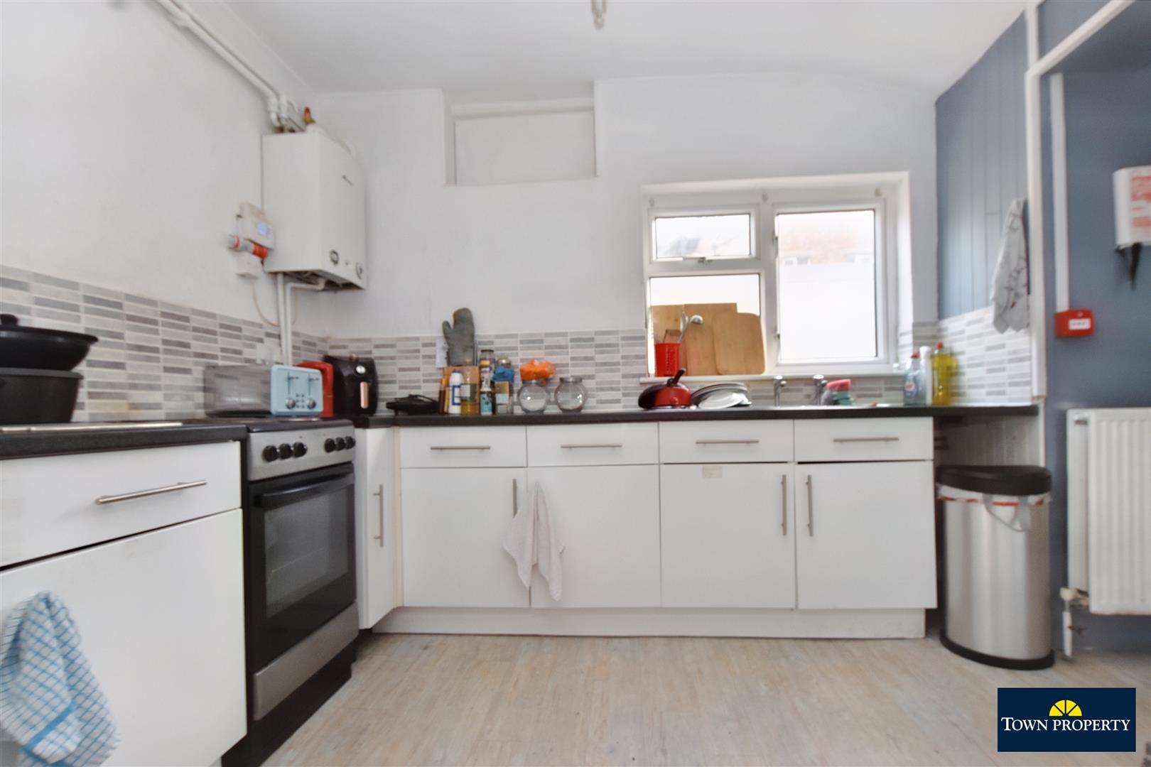 Property Details for Pevensey Road Eastbourne East Sussex BN22 8AD